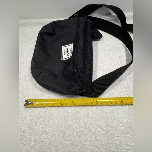 Herschel Supply Co. Hip Pack Belt Bag Classic Black - Picture 10 of 10